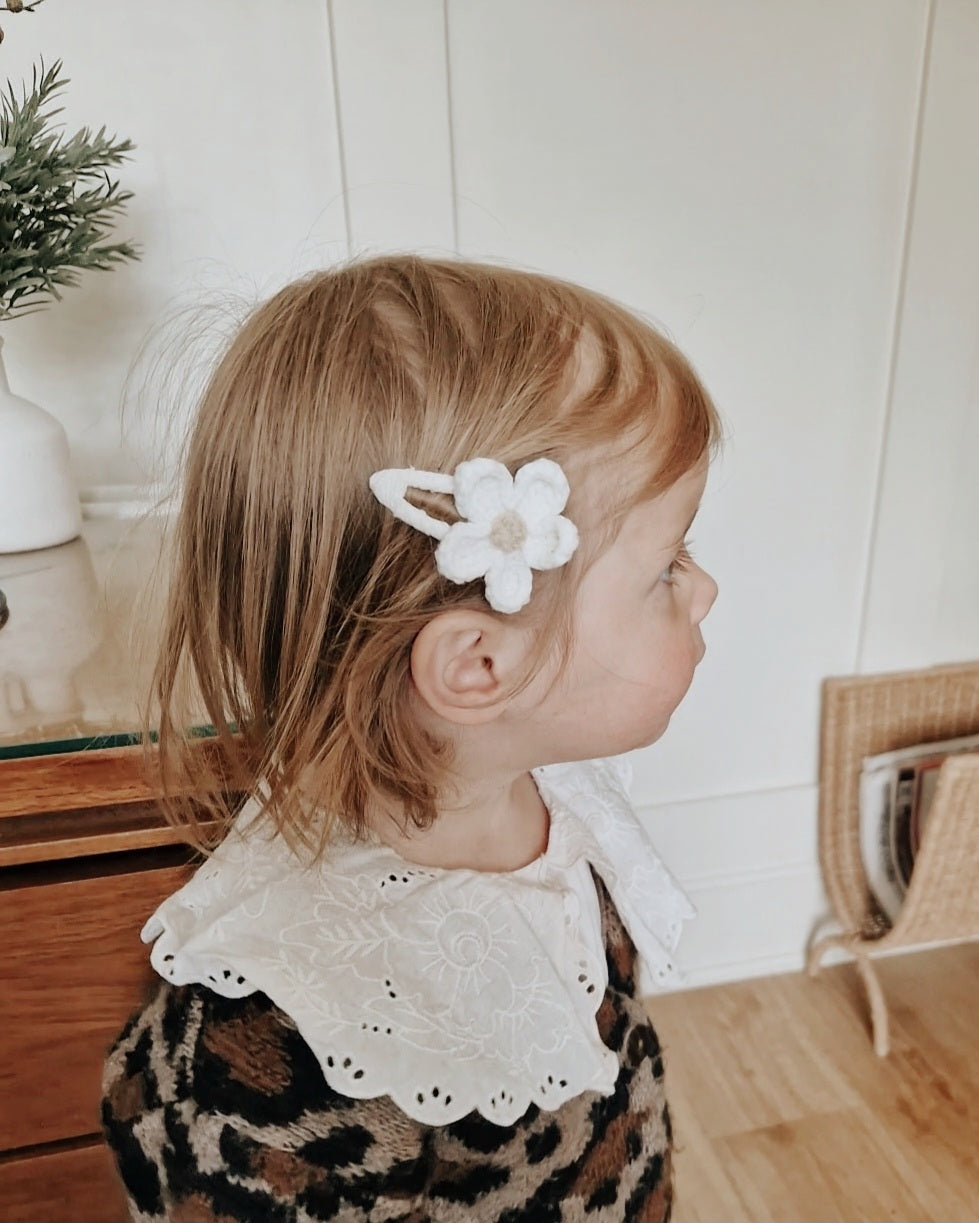 Floral Crochet Hair Clip Set - 2 Pack