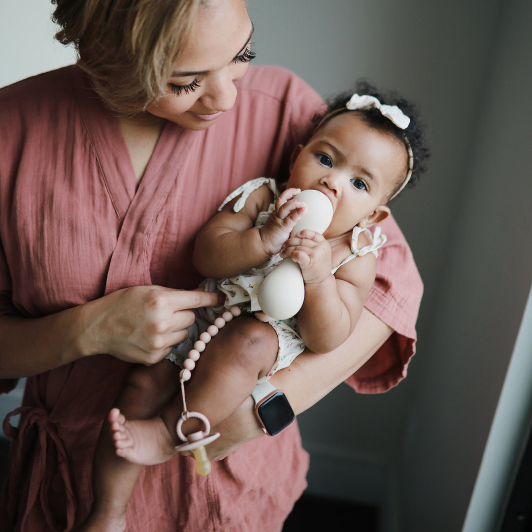 Hera Soother Clip - Blush