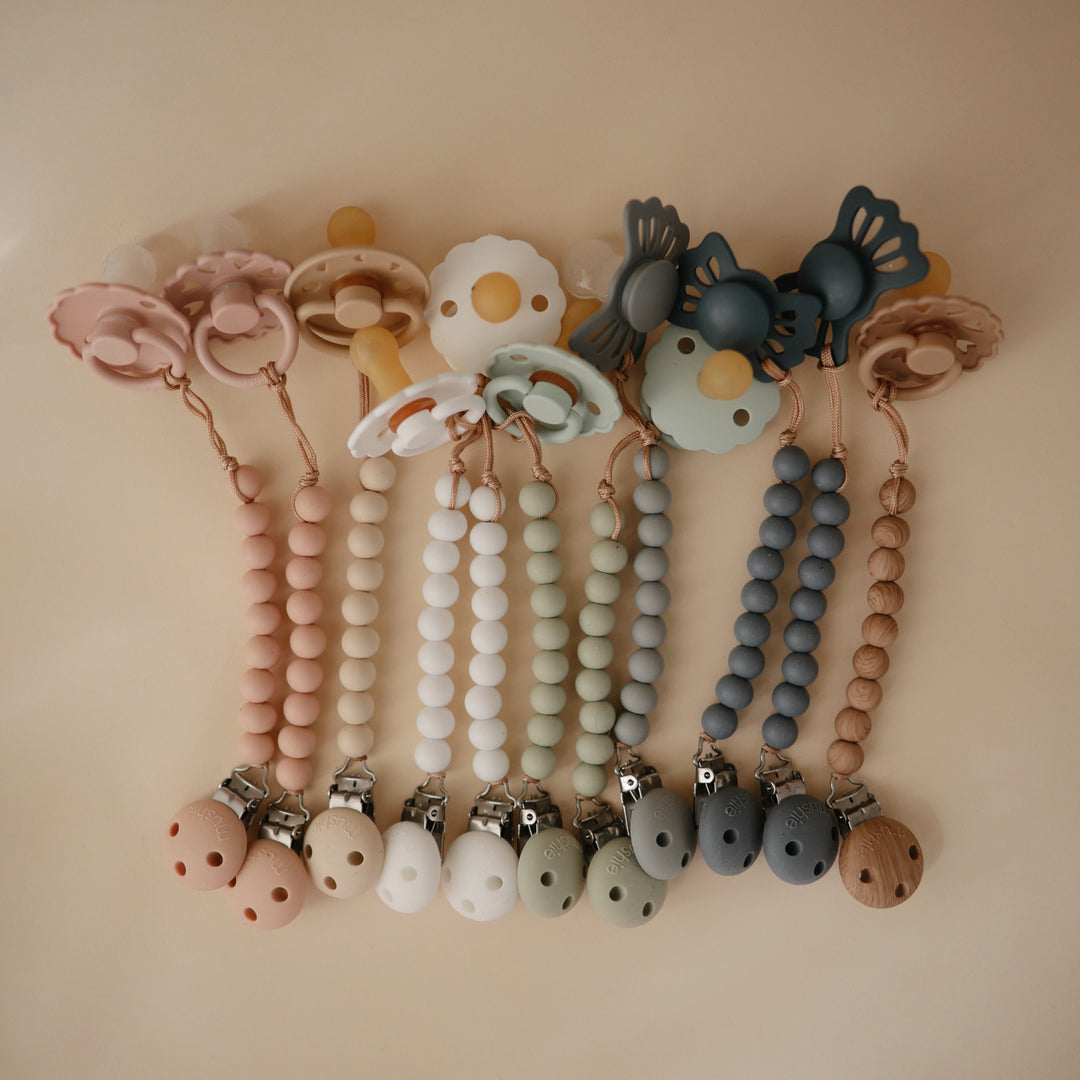 Hera Soother Clip - Faux wood