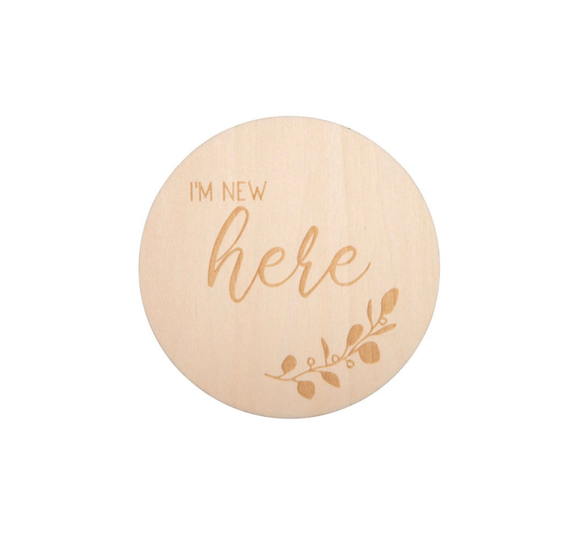 Floral announcement plaque - It’s a girl