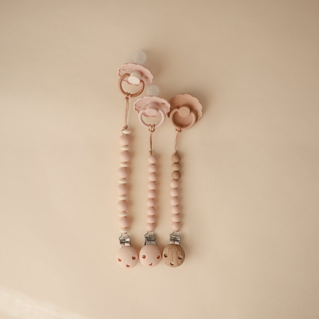 Hera Soother Clip - Blush