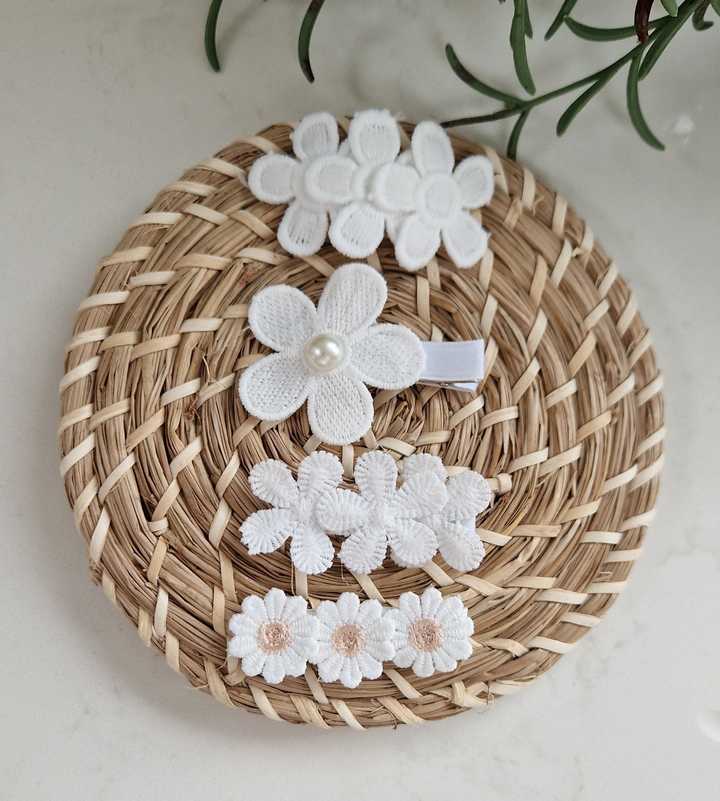 NEW White Flower Clip Set - 4 pack