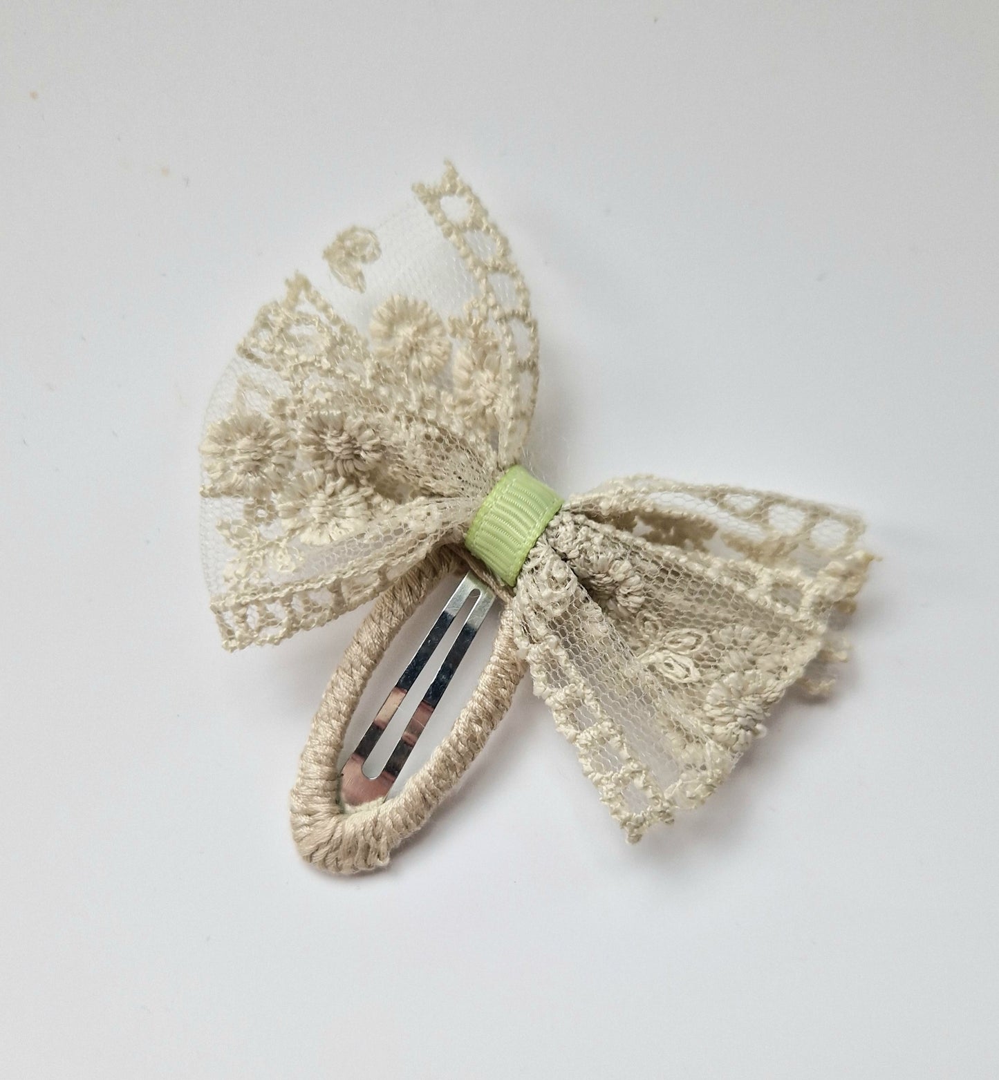 Lace Bow Clip - Pistachio