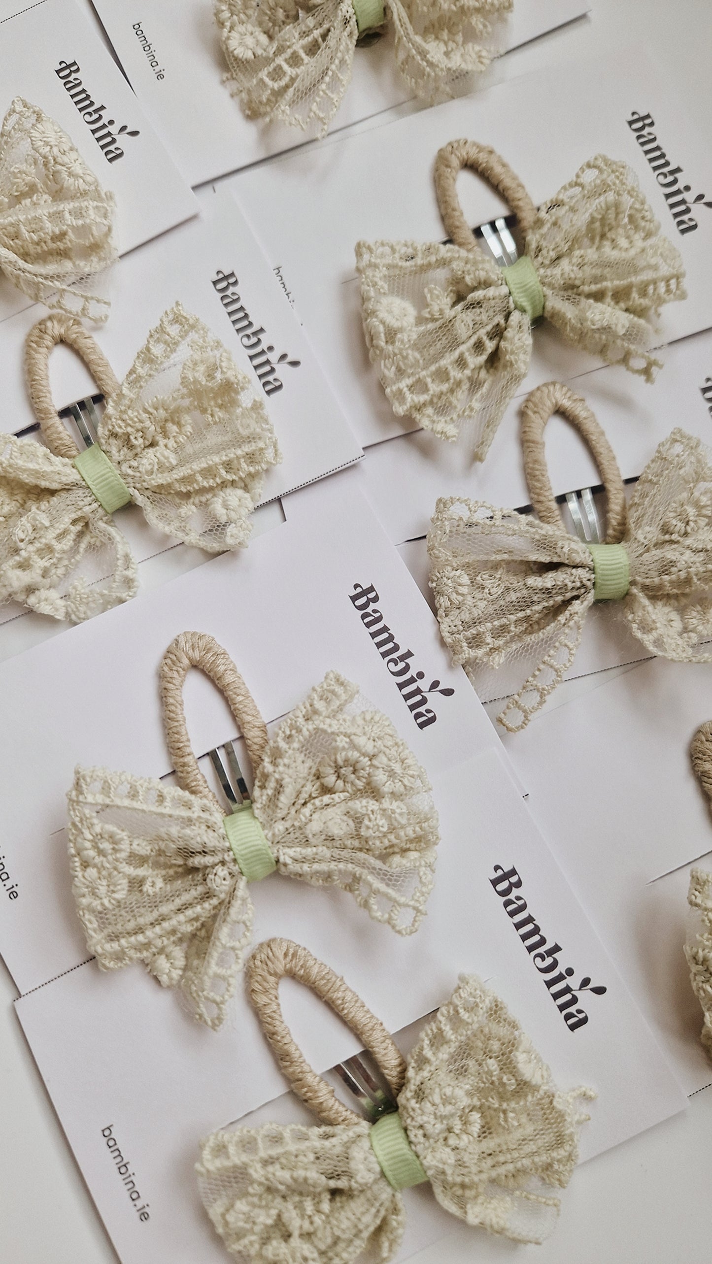 Lace Bow Clip - Pistachio